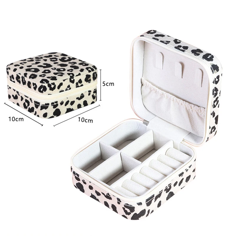 Jewelry box velvet leather portable jewelry bag bracelet jewelry earring ring storage
Jewelry box velvet leather portable jewelry bag bracelet jewelry earring ring storage