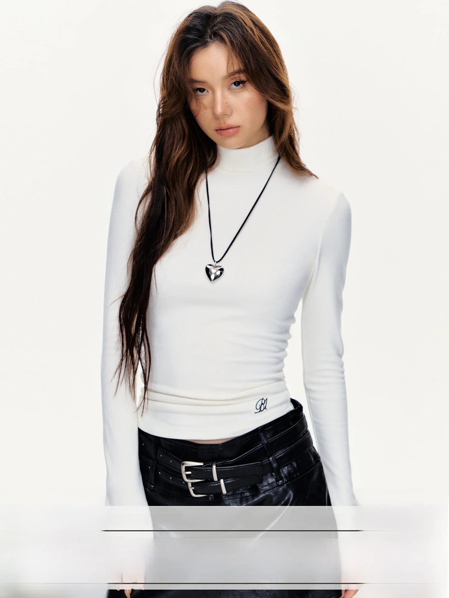 Женская утепленная футболка с высоким воротом и длинными рукавами на флисовой подкладке 0GIRL, базовый слой, облегающая внутренняя одежда для осени и зимы
Женская утепленная футболка с высоким воротом и длинными рукавами на флисовой подкладке 0GIRL, базовый слой, облегающая внутренняя одежда для осени и зимы