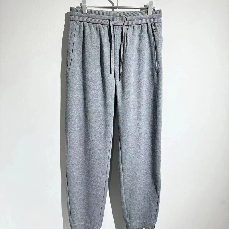 24AW Men's Solid Colour Elastic Waist Drawstring Fashion Business Knit Casual Pants Men's Clothing Man Pants Sweatpants
24AW Men's Solid Colour Elastic Waist Drawstring Fashion Business Knit Casual Pants Men's Clothing Man Pants Sweatpants