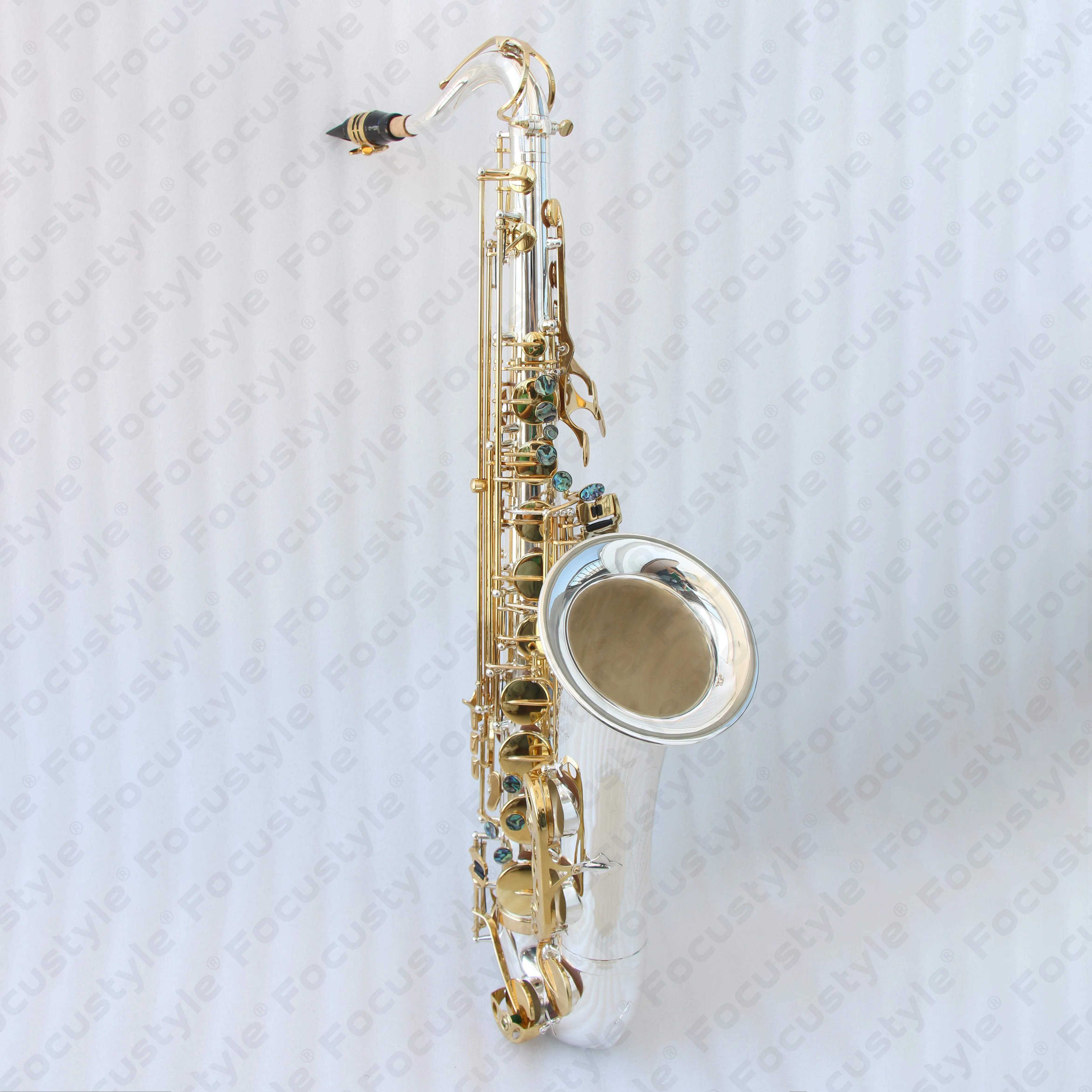 Tenor Sax BB Tone Musical Instruments Silver Body Gold Keys With Pads Hard Case And Reeds Mouthpiece Tenor Saxophone OEM
Tenor Sax BB Tone Musical Instruments Silver Body Gold Keys With Pads Hard Case And Reeds Mouthpiece Tenor Saxophone OEM