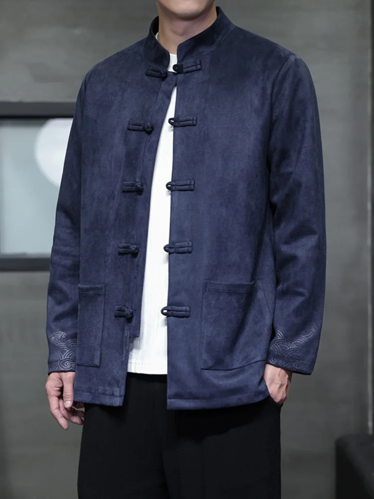 Новая мужская замшевая куртка в китайском стиле с пуговицами, свободного кроя, немнущаяся, весенняя мода для мужчин среднего возраста
Новая мужская замшевая куртка в китайском стиле с пуговицами, свободного кроя, немнущаяся, весенняя мода для мужчин среднего возраста
