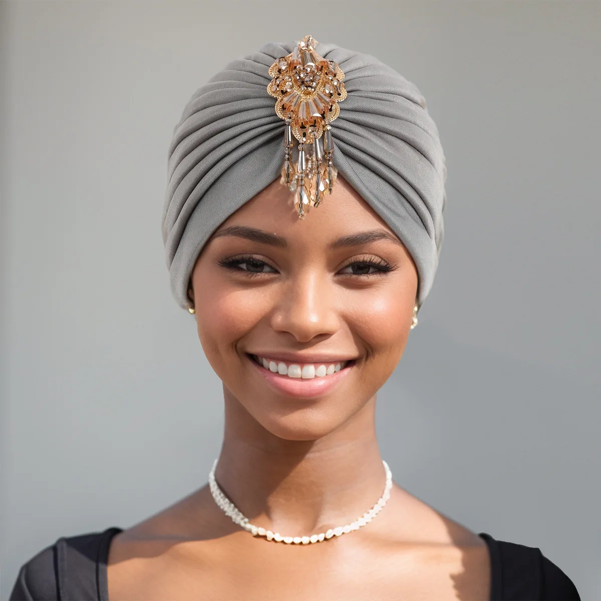 2025 Luxury Rhinestone Turban Bonnet for Women Muslim Hijab Pleated Headscarf Head Wrap Beanie Chemo Cap Party Headwear Turbante
2025 Luxury Rhinestone Turban Bonnet for Women Muslim Hijab Pleated Headscarf Head Wrap Beanie Chemo Cap Party Headwear Turbante