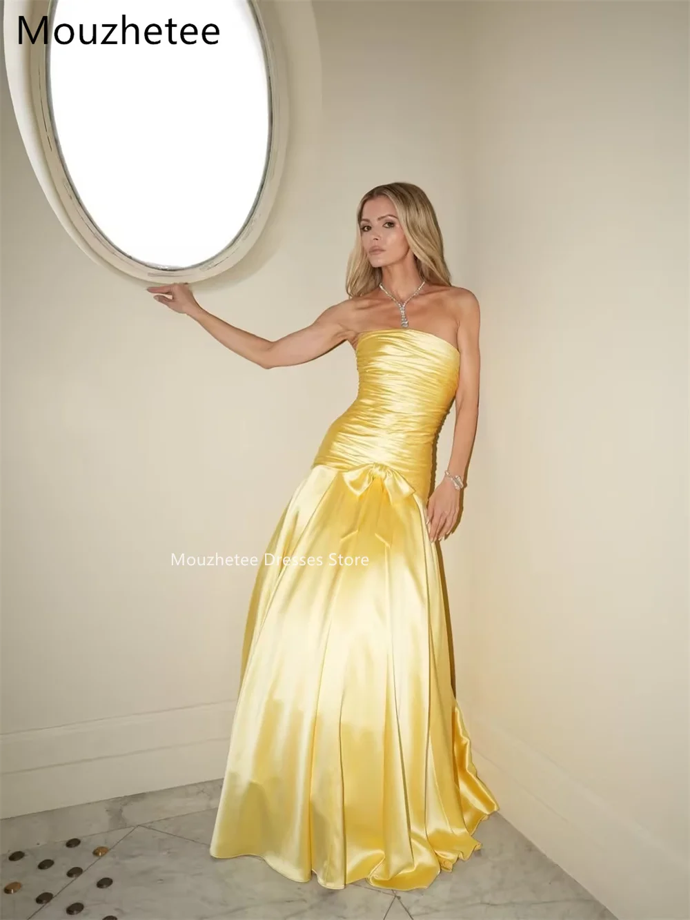 Mouzhetee Elegant Strapless Pleat Evening Dresses A-Line Formal Party Gowns for Women Simple Prom Gown Customized 2026
Mouzhetee Elegant Strapless Pleat Evening Dresses A-Line Formal Party Gowns for Women Simple Prom Gown Customized 2026