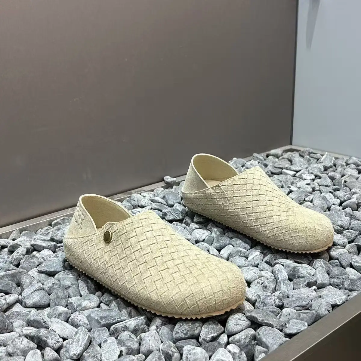 Men Women Leather Toe Plus Size Slippers Mules Close Summer Spring Slip on Flats Unisex Low-heeled Fashion Comfort
Men Women Leather Toe Plus Size Slippers Mules Close Summer Spring Slip on Flats Unisex Low-heeled Fashion Comfort