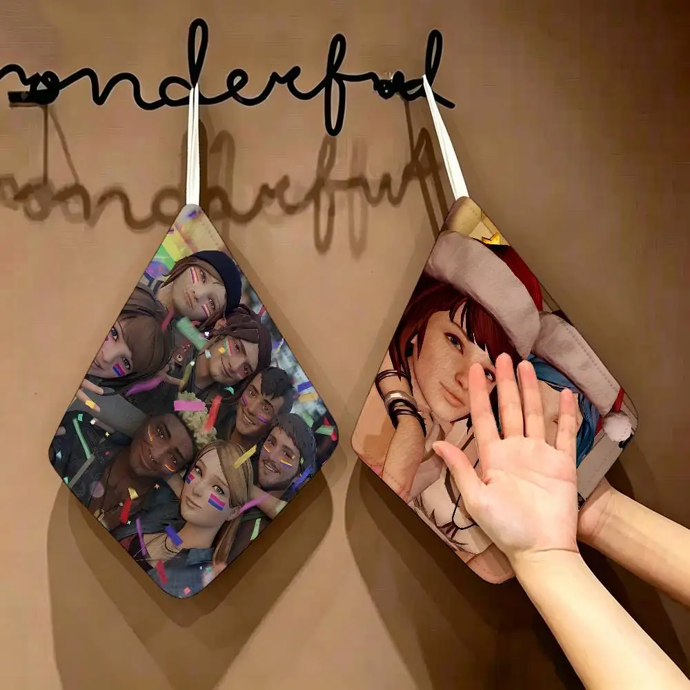 Game Life Is Strange Multi-scene Polyester Cotton Towel, Hanging Hand Wiping Cloth for Kitchen Bathroom Hotel
Game Life Is Strange Multi-scene Polyester Cotton Towel, Hanging Hand Wiping Cloth for Kitchen Bathroom Hotel