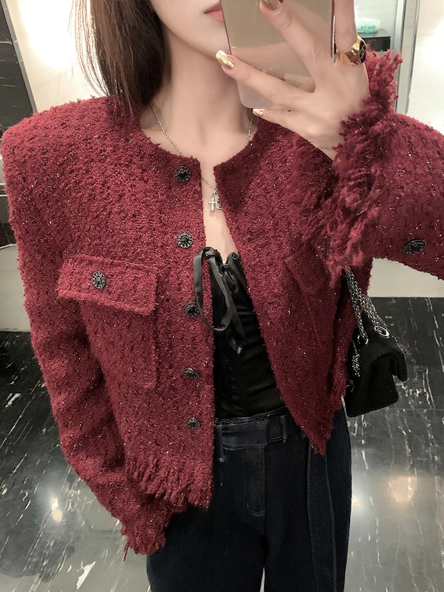 Cisas Red iny Thi Tweed Fringe ort Coat Women Heavy Industry Woolen Suiting Open Cardigan Faion High Waist pe
Cisas Red iny Thi Tweed Fringe ort Coat Women Heavy Industry Woolen Suiting Open Cardigan Faion High Waist pe