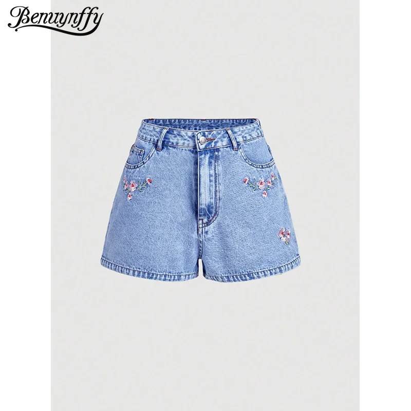 Benuynffy Floral Embroidery Vintage Denim Shorts Women Summer 2026 New Fashion Street Style Mid Waisted Loose Shorts Jeans
Benuynffy Floral Embroidery Vintage Denim Shorts Women Summer 2026 New Fashion Street Style Mid Waisted Loose Shorts Jeans