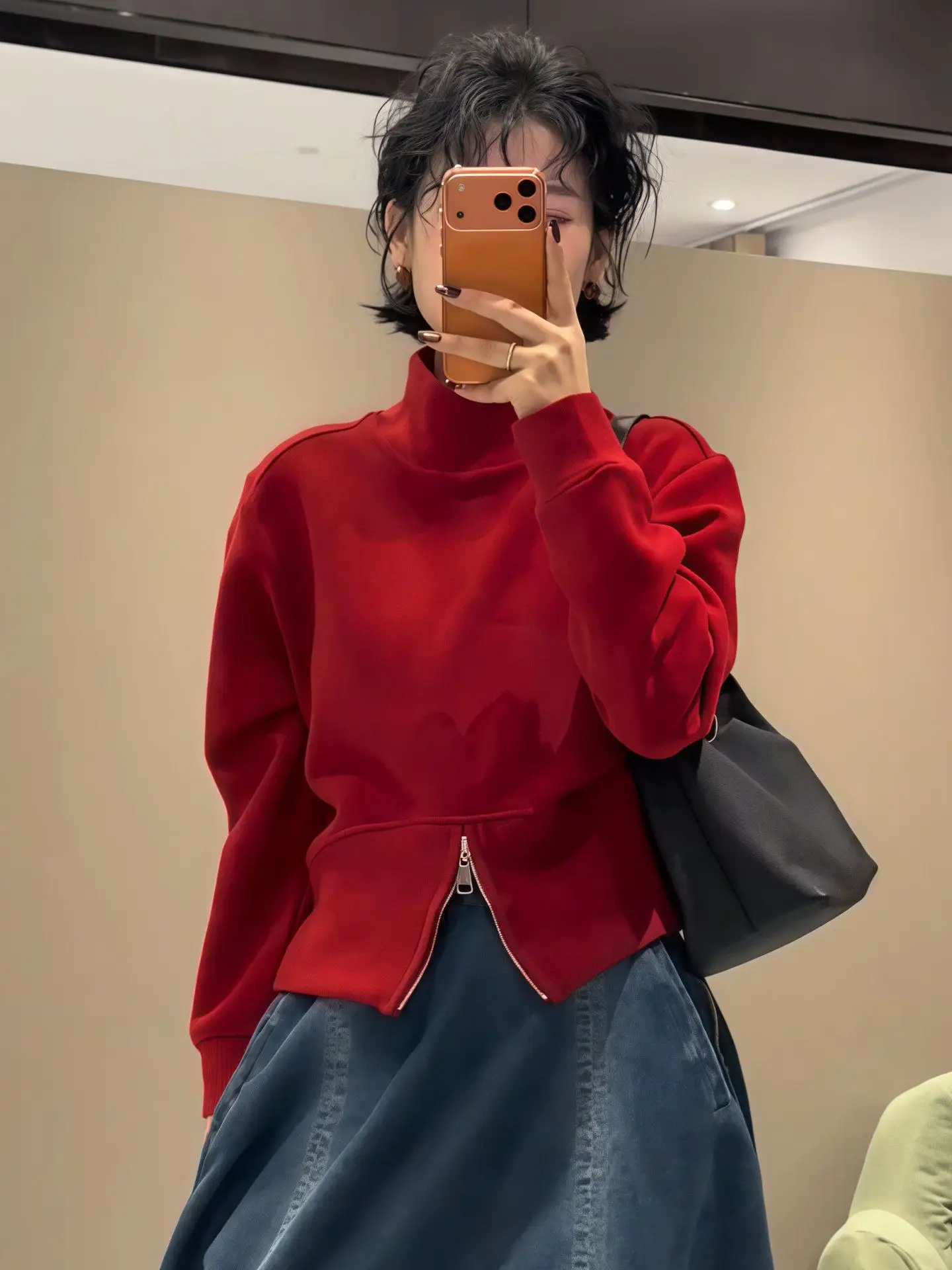 Корейская женская толстовка с воротником-стойкой, молнией и разрезом, весенний новогодний наряд, укороченный топ для похудения, высококачественная женская одежда
Корейская женская толстовка с воротником-стойкой, молнией и разрезом, весенний новогодний наряд, укороченный топ для похудения, высококачественная женская одежда