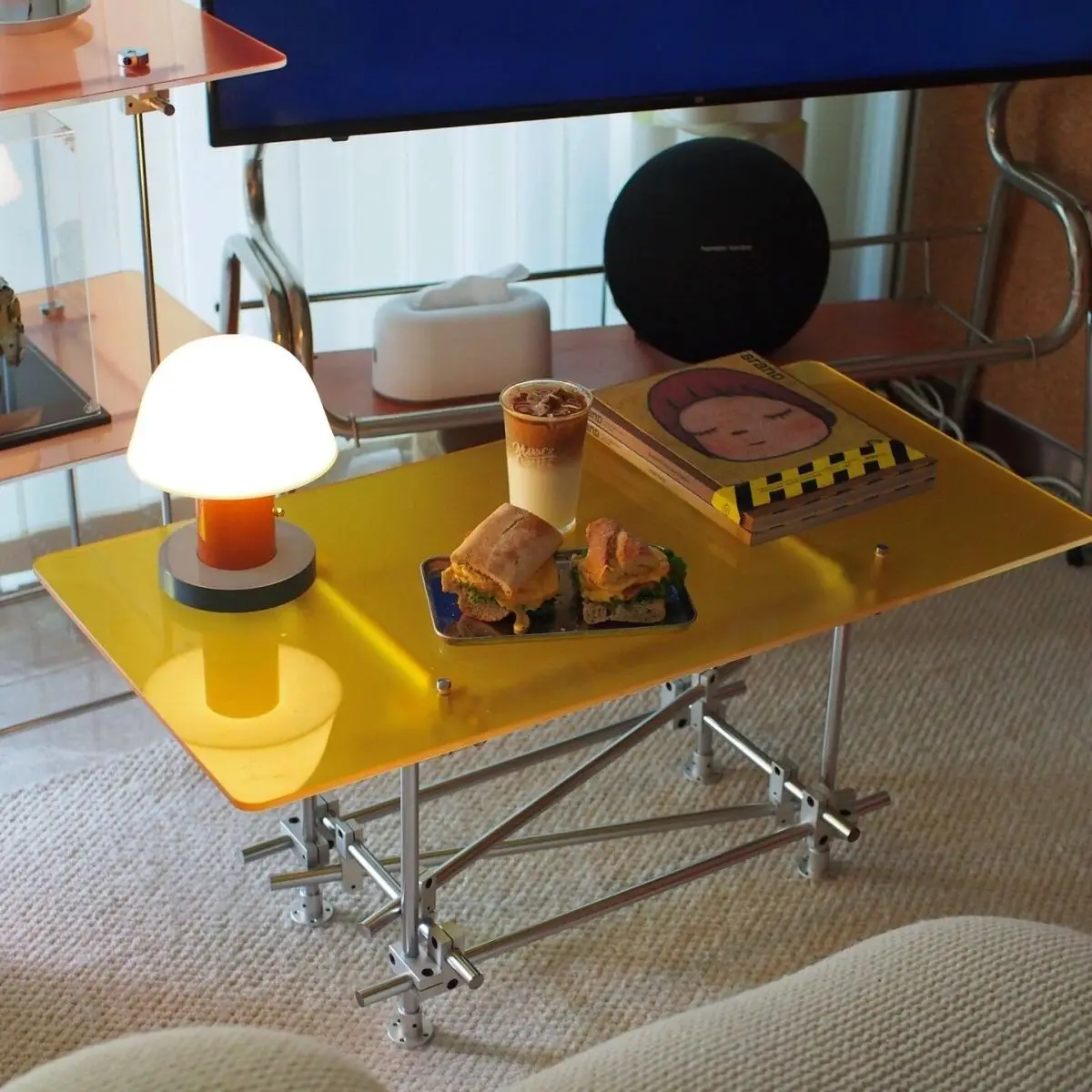 Lemon Sea Salt Acrylic Coffee Table Modern Photography Art Style Living Room Exhibition Hall Hotel Coffee Shop
Lemon Sea Salt Acrylic Coffee Table Modern Photography Art Style Living Room Exhibition Hall Hotel Coffee Shop