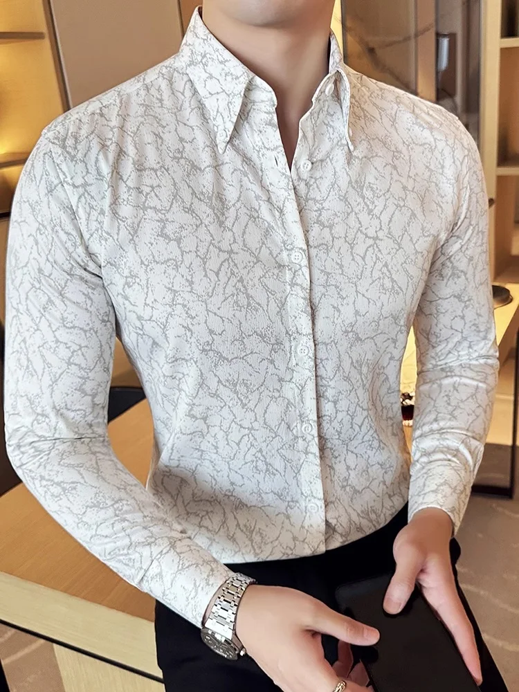 Мужская повседневная футболка с цветочным принтом, термотрансферная печать, новая весенняя коллекция, стильная и комфортная, в британском стиле
Мужская повседневная футболка с цветочным принтом, термотрансферная печать, новая весенняя коллекция, стильная и комфортная, в британском стиле