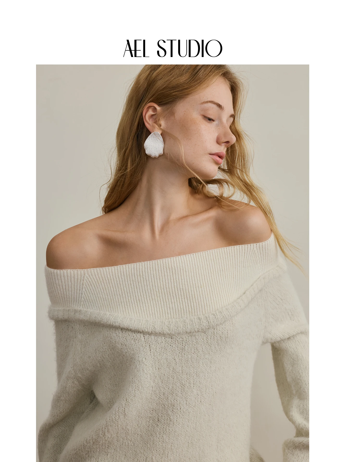 Женский шерстяной свитер AEL на одно плечо, вязаный, осенне-зимний, нежный, свободного кроя, удлиненный рукав
Женский шерстяной свитер AEL на одно плечо, вязаный, осенне-зимний, нежный, свободного кроя, удлиненный рукав