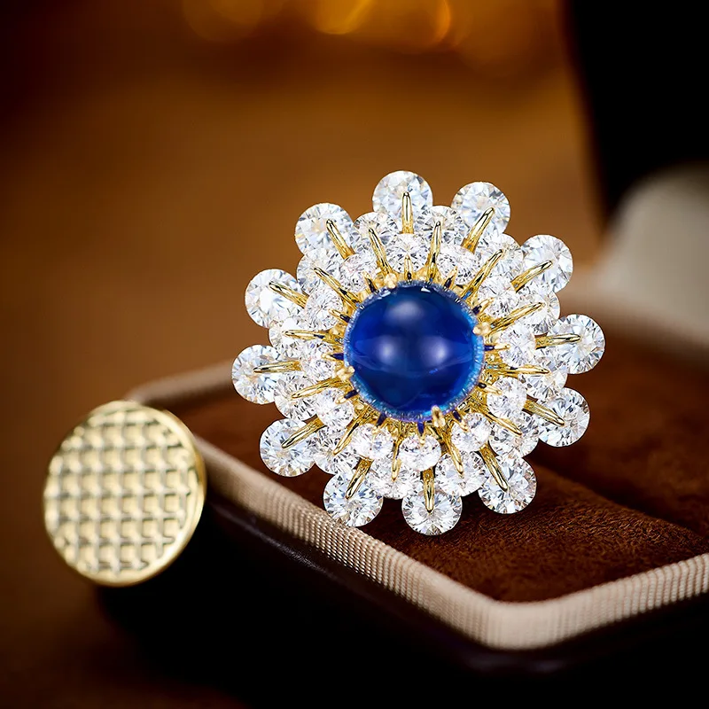 Heavy industry micro-inlaid zircon snowflake brooch, high-end and versatile, seamless magnetic clasp corsage
Heavy industry micro-inlaid zircon snowflake brooch, high-end and versatile, seamless magnetic clasp corsage