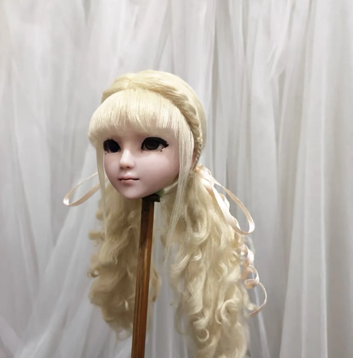 Hair For Doll Gold Color Wig 1/8 1/6 1/4 BJD Doll Hair Bangs OB11 Wig Free Shipping
Hair For Doll Gold Color Wig 1/8 1/6 1/4 BJD Doll Hair Bangs OB11 Wig Free Shipping