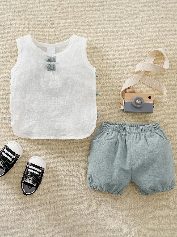 Summer baby boy sleeveless casual cotton two-piece set comfortable and breathable for summer
Summer baby boy sleeveless casual cotton two-piece set comfortable and breathable for summer