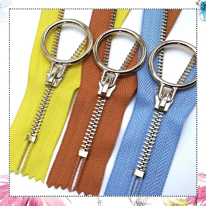 10pcs 70cm 3# Metal Zipper Open-End Auto Lock Gold Teeth Zip for Sewing Garment Accessories DIY Bags Jacket Material
10pcs 70cm 3# Metal Zipper Open-End Auto Lock Gold Teeth Zip for Sewing Garment Accessories DIY Bags Jacket Material