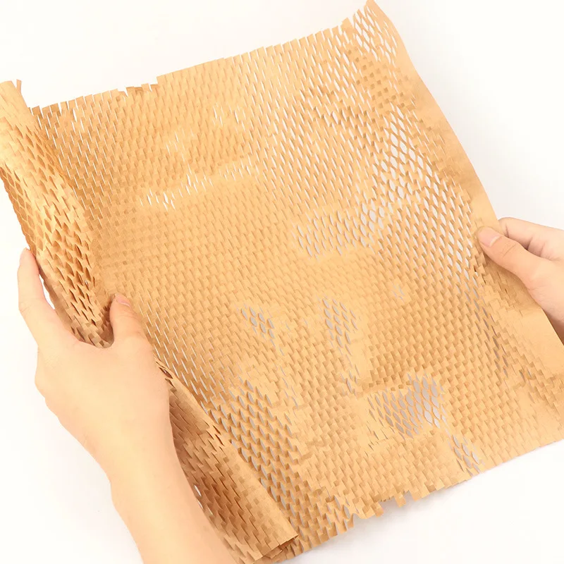 Honeycomb Gift Wrapping Paper, Hollow Cushioning, Shock Absorption, Grid Filling, Party Supply, Birthday Decoration, 50x50cm
Honeycomb Gift Wrapping Paper, Hollow Cushioning, Shock Absorption, Grid Filling, Party Supply, Birthday Decoration, 50x50cm