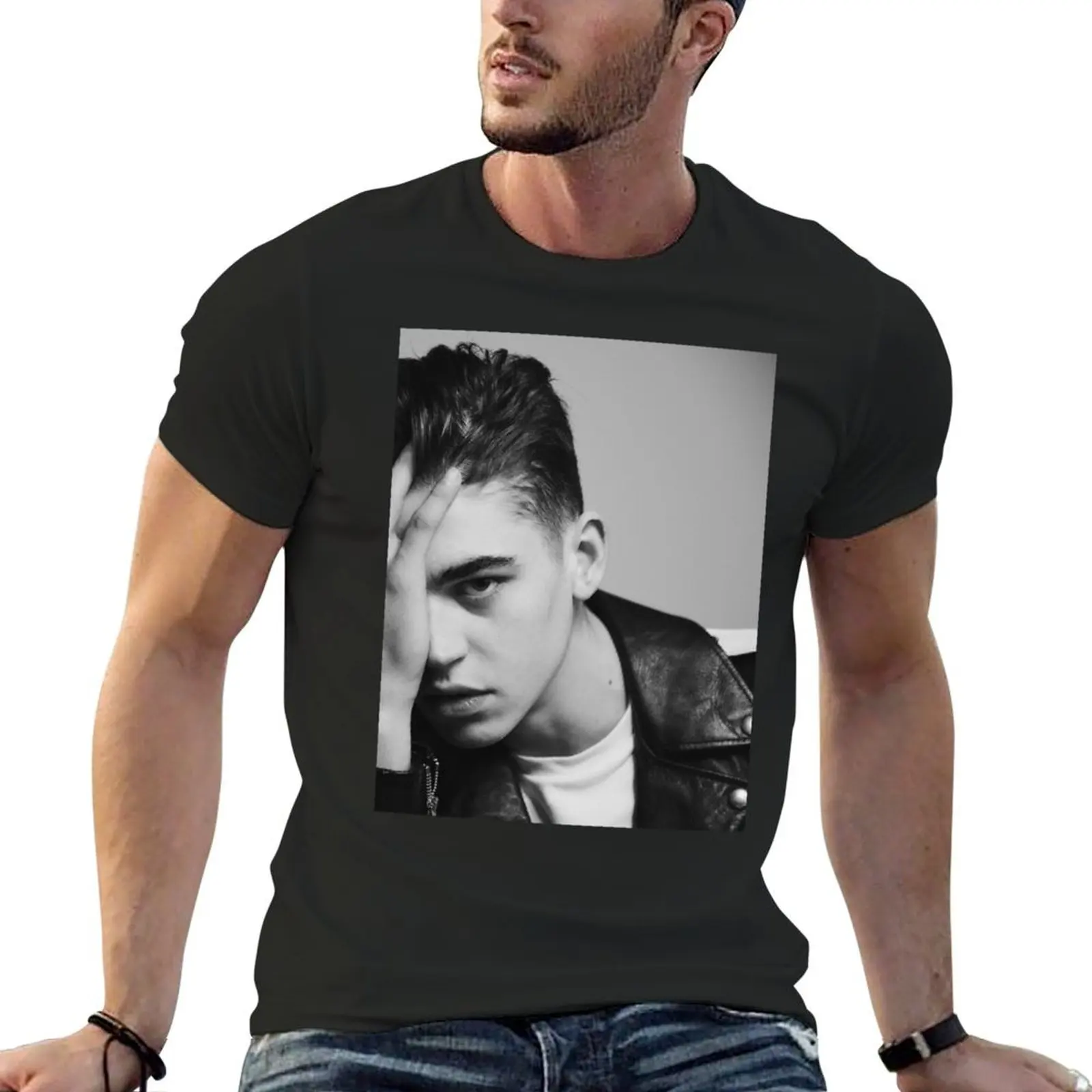 Hero Fiennes Tiffin T-Shirt basketball graphic tees oversizeds mens white t shirts
Hero Fiennes Tiffin T-Shirt basketball graphic tees oversizeds mens white t shirts