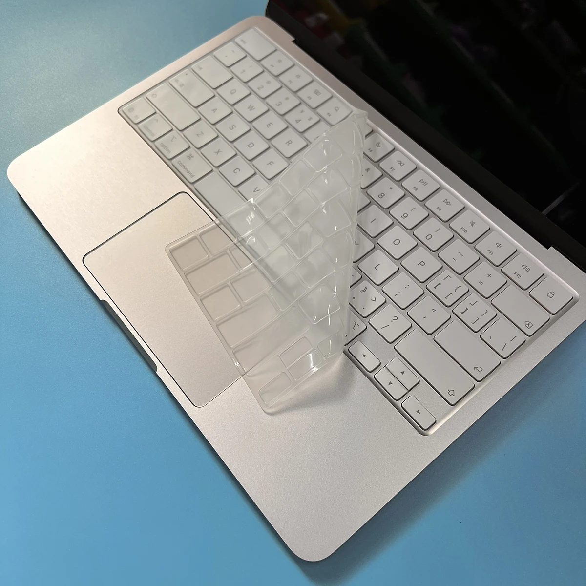 Transparent Silicone Keyboard Cover, Soft & Flexible, Compatible with 2026 New MacBook Neo (A18 Chip, Model A3404)
Transparent Silicone Keyboard Cover, Soft & Flexible, Compatible with 2026 New MacBook Neo (A18 Chip, Model A3404)