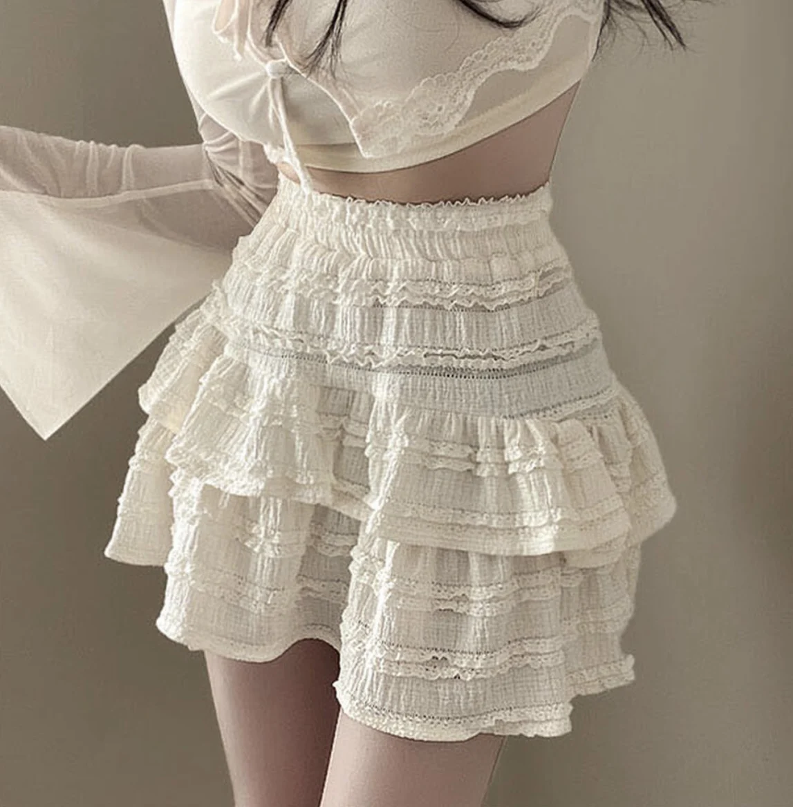Tiered Ruffle Mini Skirt Elastic Waist Lace Trim Cake Skirt Women Skort Summer Shoujo Girl Balletcore Y2K Kawaii
Tiered Ruffle Mini Skirt Elastic Waist Lace Trim Cake Skirt Women Skort Summer Shoujo Girl Balletcore Y2K Kawaii