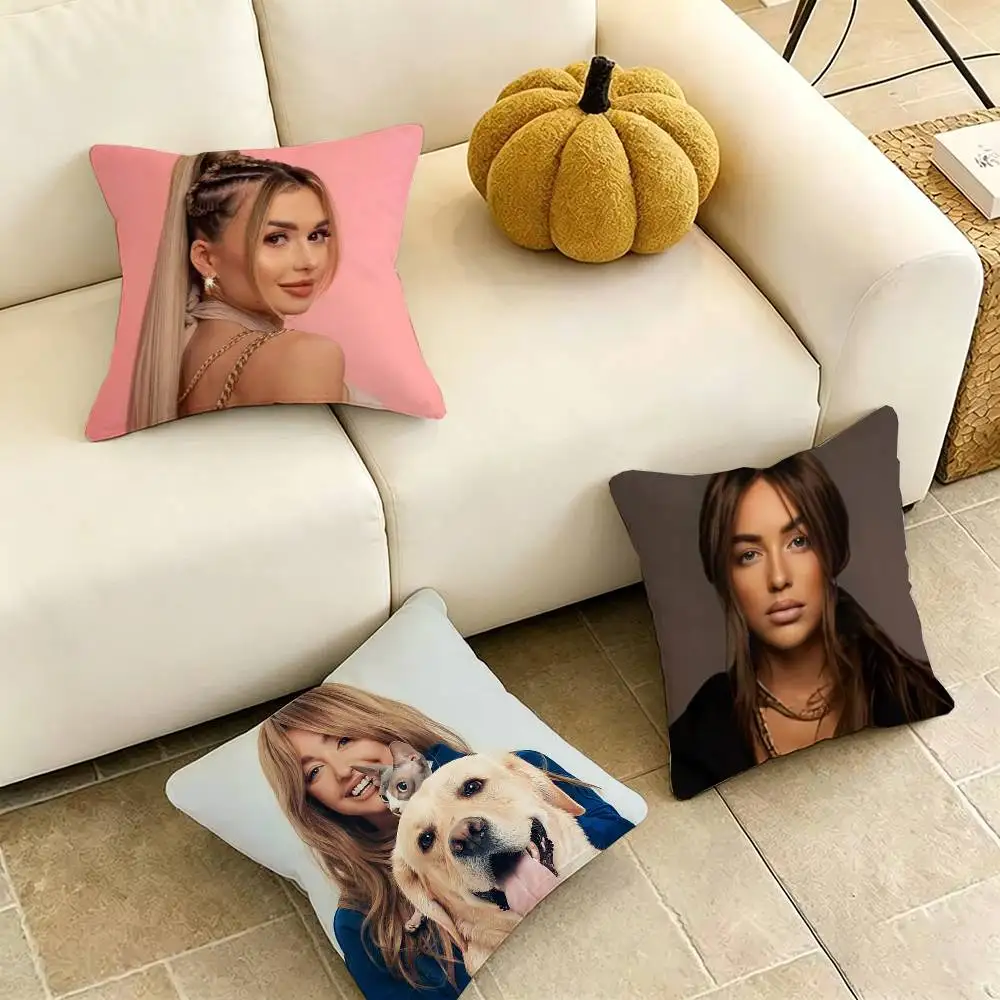 Mari K-Kraimbrery-Y Singer Square Double-Sided printed Pillow Case Bedroom Bedside Pillow Sofa Cushion Cover Gift
Mari K-Kraimbrery-Y Singer Square Double-Sided printed Pillow Case Bedroom Bedside Pillow Sofa Cushion Cover Gift