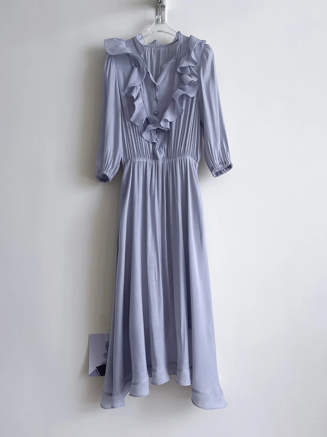 Elegant Commuter Style V-Neck Bell Sleeve Nine-Point Dress Women's High Waist A-Line Skirt Polyester Regenerated Cellulose Fiber
Elegant Commuter Style V-Neck Bell Sleeve Nine-Point Dress Women's High Waist A-Line Skirt Polyester Regenerated Cellulose Fiber