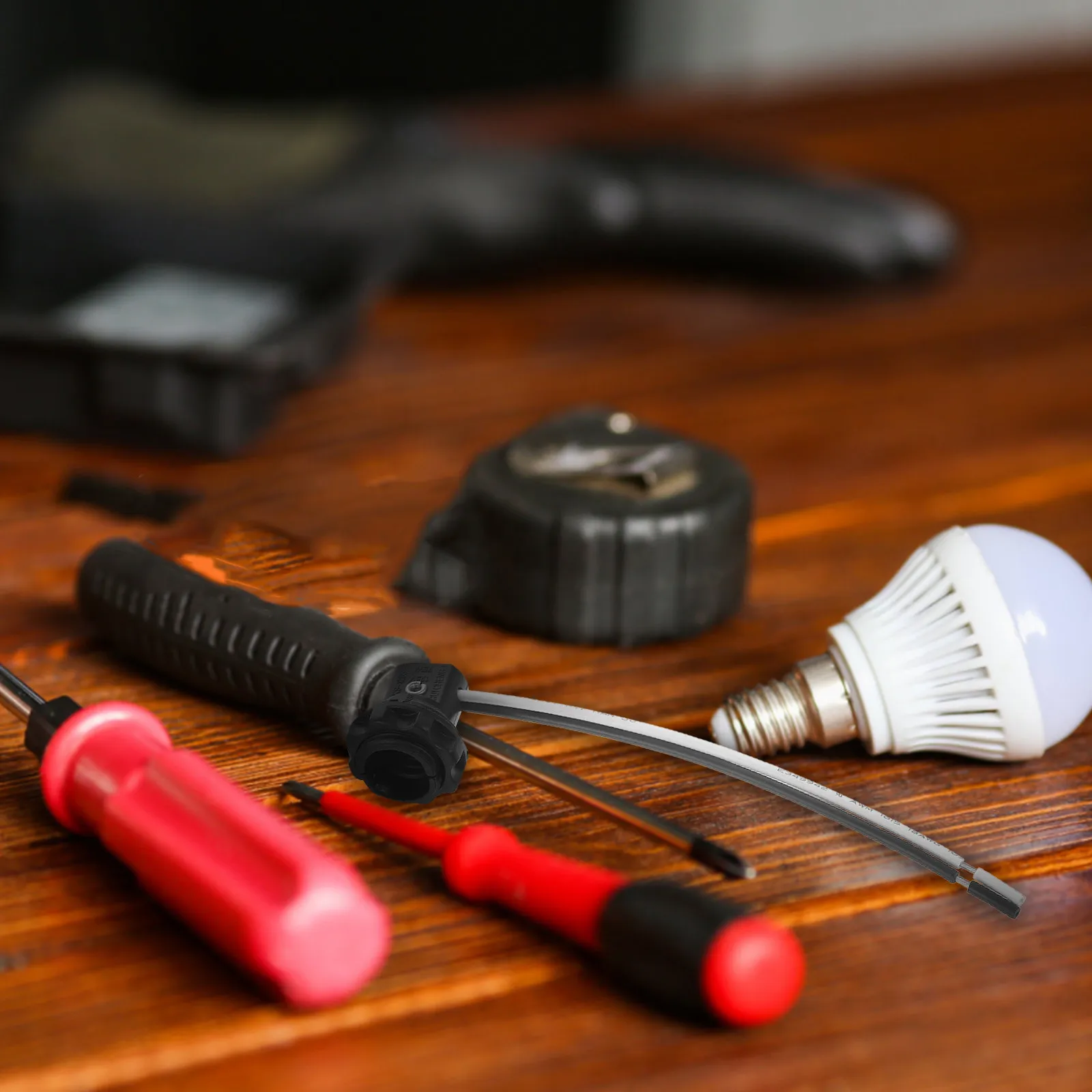 Комплект из 6 патронов E12 для ламп, сменные основания для ночников, люстр, канделябров, 125В 75Вт, с проводами и коннекторами
Комплект из 6 патронов E12 для ламп, сменные основания для ночников, люстр, канделябров, 125В 75Вт, с проводами и коннекторами