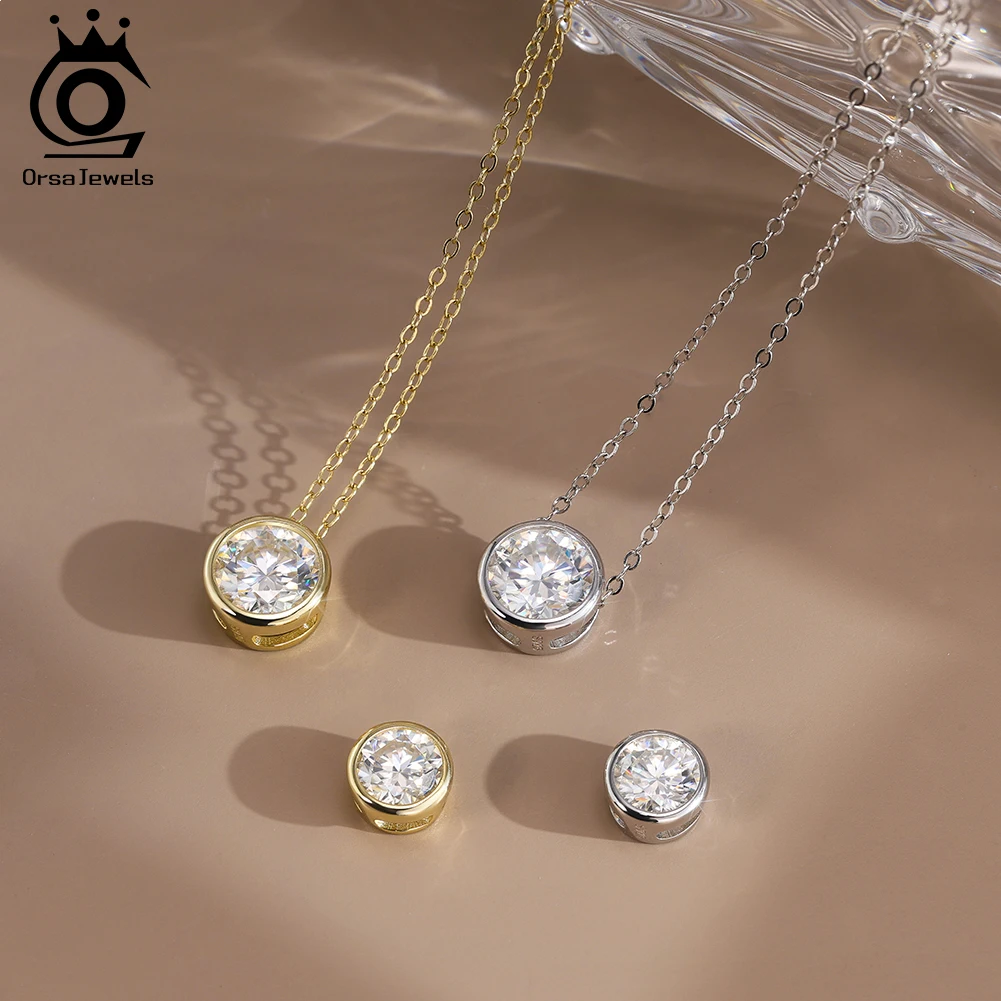Ювелирные изделия ORSA: Набор из ожерелья и серег с круглым муассанитом 1/2 карата, подвеска из чистого серебра S925 с круглым бриллиантом, изящные украшения, подарок для вечеринки MON11
Ювелирные изделия ORSA: Набор из ожерелья и серег с круглым муассанитом 1/2 карата, подвеска из чистого серебра S925 с круглым бриллиантом, изящные украшения, подарок для вечеринки MON11
