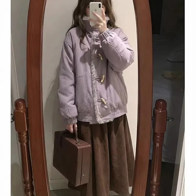 Korean Design Inspired Thiened ort Cotton Jaet Women's Winter New Sle Warm Stand Collar Fur Inteated Button Coat
Korean Design Inspired Thiened ort Cotton Jaet Women's Winter New Sle Warm Stand Collar Fur Inteated Button Coat