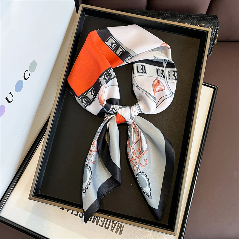 Double Faced Jacquard Luxury Print Women Silk Scarf Fashion Bandana Hijab Neckties Hairbands Foulard Shawl 70cm Square Scarves
Double Faced Jacquard Luxury Print Women Silk Scarf Fashion Bandana Hijab Neckties Hairbands Foulard Shawl 70cm Square Scarves
