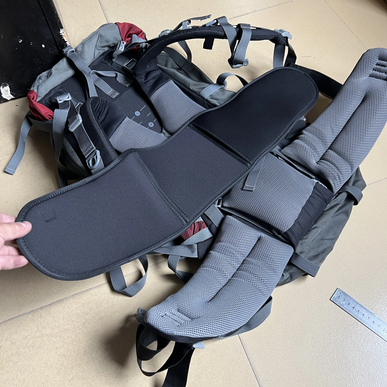 Backpack Waist Pad Ergonomic Hip Belt Padded Support Hiking Accessories for Trekking and Camping Outdoor Backpack
Backpack Waist Pad Ergonomic Hip Belt Padded Support Hiking Accessories for Trekking and Camping Outdoor Backpack