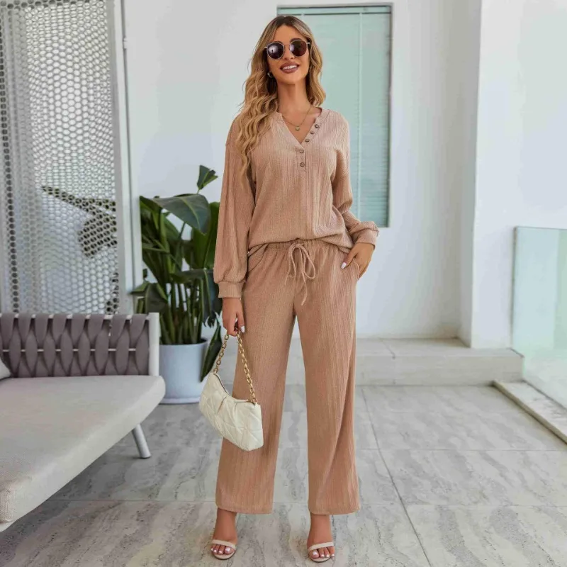 Autumn Winter European and American Women's Fashion Casual Set Long-sleeved and Long Pants Loose Two-piece Women's Home Pajamas
Autumn Winter European and American Women's Fashion Casual Set Long-sleeved and Long Pants Loose Two-piece Women's Home Pajamas