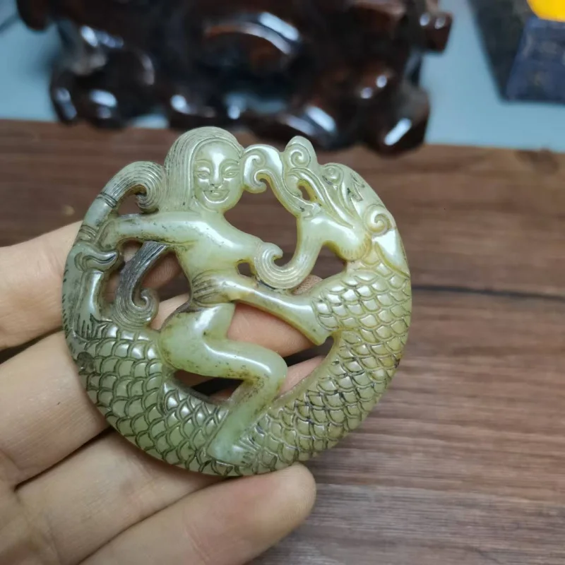 Hollow Dragon Girl Jade Pendant Hand Pieces Antique Jade Collection Manufacturers a Large Number
Hollow Dragon Girl Jade Pendant Hand Pieces Antique Jade Collection Manufacturers a Large Number