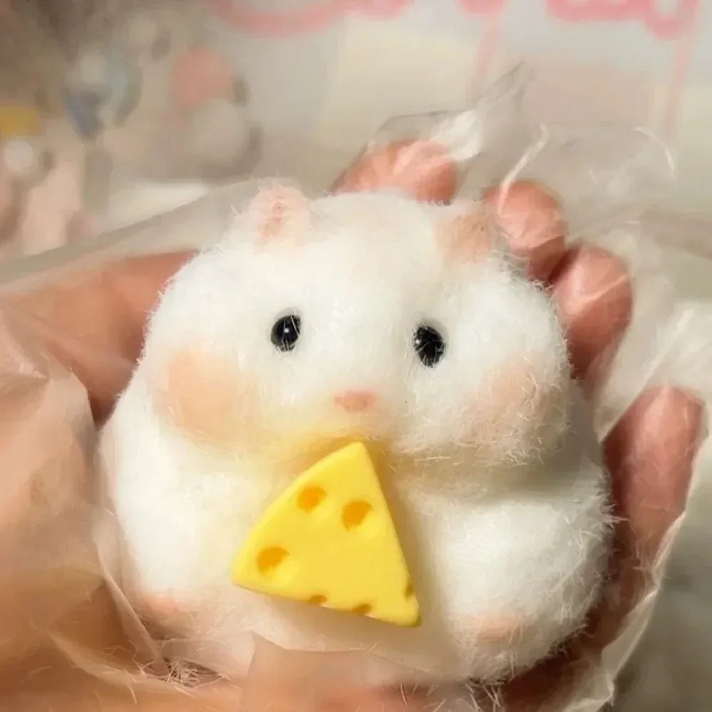 Taba Squishy Toy Mushy Silicone Mochi Toy Fuzzy Cute Hamster Handmade NEW Fidget Toy Relief Stress Relax Gift
Taba Squishy Toy Mushy Silicone Mochi Toy Fuzzy Cute Hamster Handmade NEW Fidget Toy Relief Stress Relax Gift