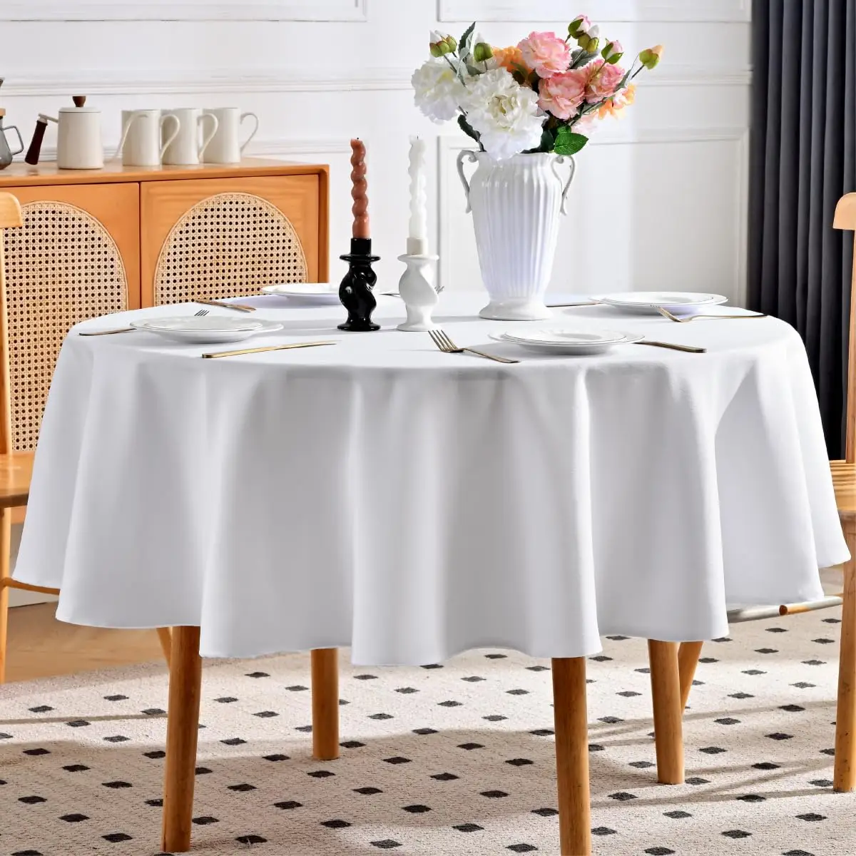 White Table Cloth Stain Resistant Decorative Washable Polyester Rectangle Tablecloths for Dining Table Parties and Wedding
White Table Cloth Stain Resistant Decorative Washable Polyester Rectangle Tablecloths for Dining Table Parties and Wedding