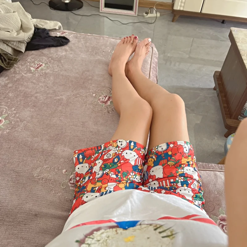 Hello Kitty Cartoon Woman Print Shorts Summer Wide-leg Pants All-match Casual Lace-up Home Five-point Pants Couple Beach Pants
Hello Kitty Cartoon Woman Print Shorts Summer Wide-leg Pants All-match Casual Lace-up Home Five-point Pants Couple Beach Pants