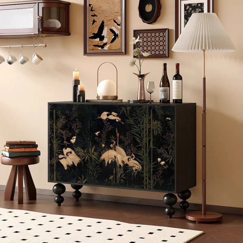 French entrance cabinet, dining side cabinet, Chinese retro home living room, aisle, bedroom, bedside storage, facing the door 
French entrance cabinet, dining side cabinet, Chinese retro home living room, aisle, bedroom, bedside storage, facing the door