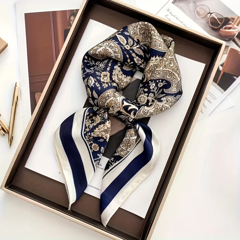 A Stylish Cashew-patterned Square Scarf Made of Satin -like Material, Versatile for Use as a Headscarf, Neckerchief, or Shawl, Suitable for All Seasons
A Stylish Cashew-patterned Square Scarf Made of Satin -like Material, Versatile for Use as a Headscarf, Neckerchief, or Shawl, Suitable for All Seasons