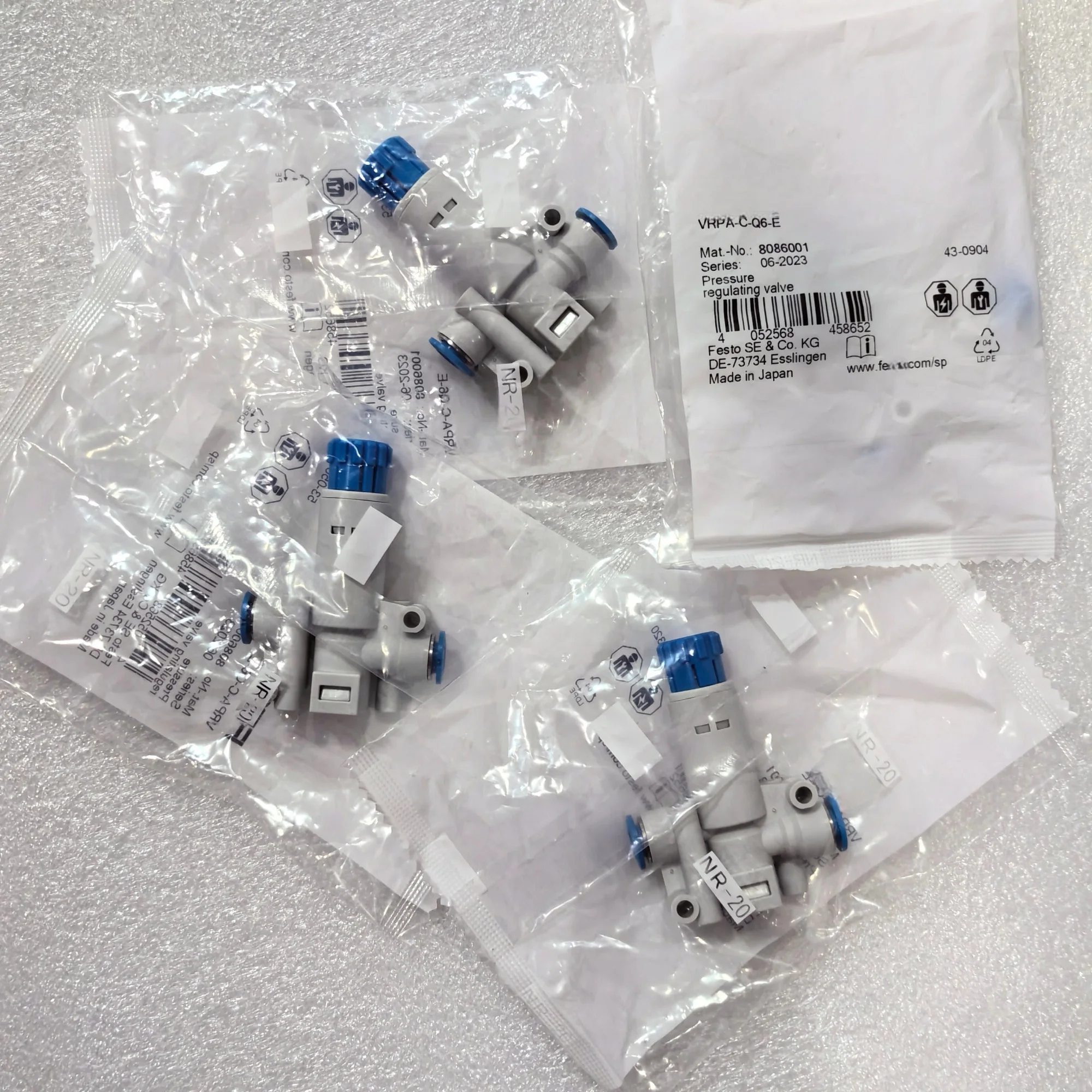 VRPA-C-Q4/Q6/Q8-E 8086000 8086001 8086002 8086005VRPA-CM-Q8-E 8086007VRPA-LM-M5-Q4 клапан регулятора давления FESTO-типа
VRPA-C-Q4/Q6/Q8-E 8086000 8086001 8086002 8086005VRPA-CM-Q8-E 8086007VRPA-LM-M5-Q4 клапан регулятора давления FESTO-типа
