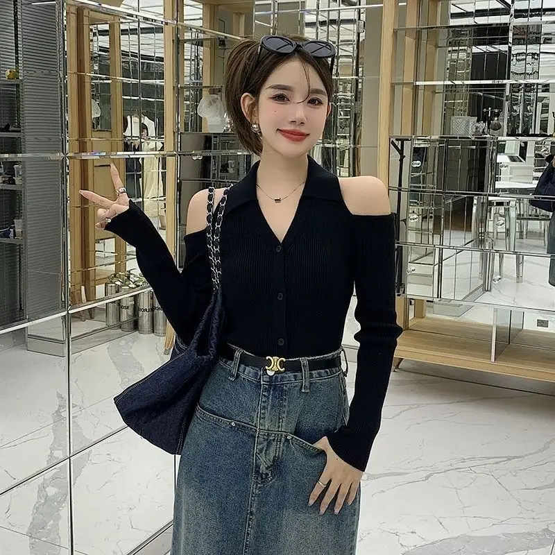 Autumn New Arrival Women's Knitted Sweater Shoulder-Bare Top Sexy Pure Desire Long Sleeves Trendy Halter Cardigan Coat
Autumn New Arrival Women's Knitted Sweater Shoulder-Bare Top Sexy Pure Desire Long Sleeves Trendy Halter Cardigan Coat