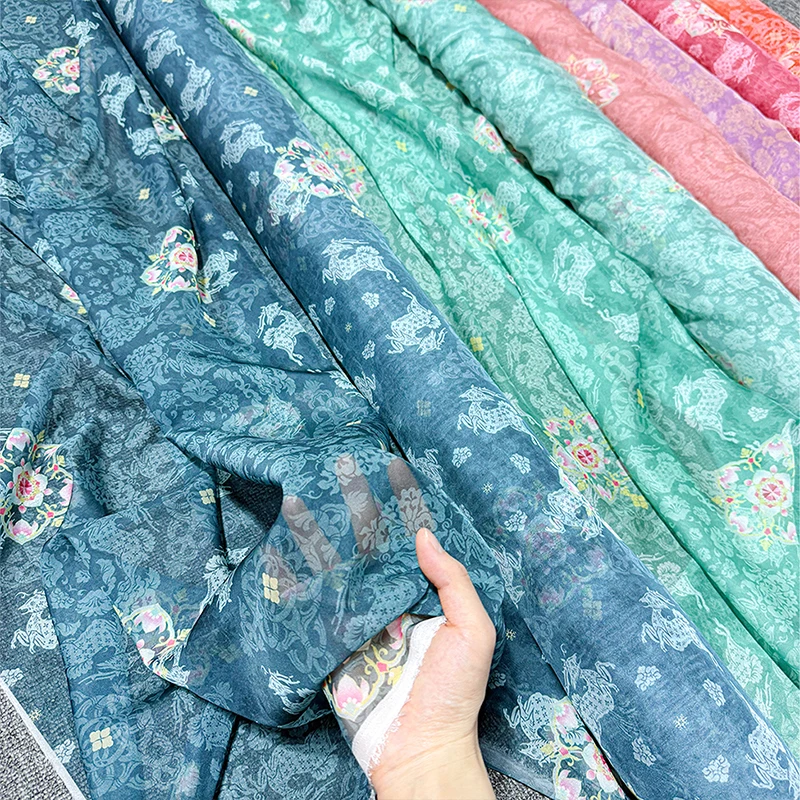 50*150cm Chinese Traditional Chiffon Flowers Fabric For Sewing Hanfu Dress Ancient Horse Face Skirts Silk Scarf Costume Decor
50*150cm Chinese Traditional Chiffon Flowers Fabric For Sewing Hanfu Dress Ancient Horse Face Skirts Silk Scarf Costume Decor