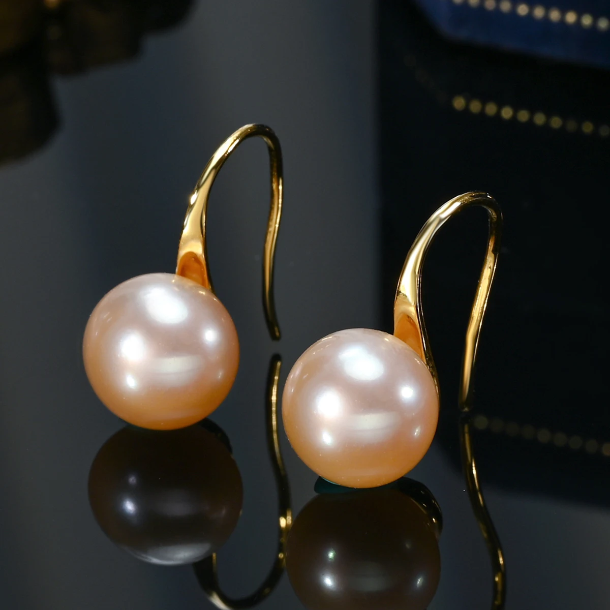 8-8.5mm Natural Freshwater Pearls Bread Round Shape Stud Earrings 925 Sterling Silver Gold Color Classic Elegant Gifts for Women
8-8.5mm Natural Freshwater Pearls Bread Round Shape Stud Earrings 925 Sterling Silver Gold Color Classic Elegant Gifts for Women