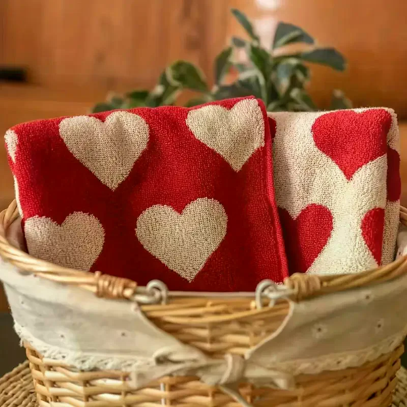 Хлопковое полотенце в форме сердца, красные мягкие банные полотенца для лица, впитывающее полотенце для душа для ванной комнаты, взрослых, пара, свадьба, подарок на день Святого Валентина
Хлопковое полотенце в форме сердца, красные мягкие банные полотенца для лица, впитывающее полотенце для душа для ванной комнаты, взрослых, пара, свадьба, подарок на день Святого Валентина