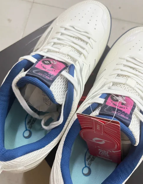 Мужская обувь для бадминтона, дышащая профессиональная волейбольная обувь, нескользящая обувь для настольного тенниса, износостойкая спортивная обувь
Мужская обувь для бадминтона, дышащая профессиональная волейбольная обувь, нескользящая обувь для настольного тенниса, износостойкая спортивная обувь