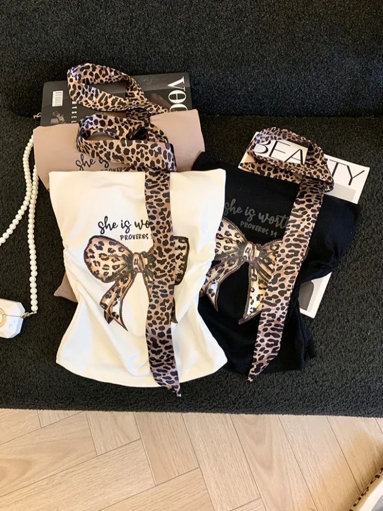 Korean Style Spicy Girl Print Halter Vest Women's Spring Summer Inner Wear Beautiful Back Strap Chest Pad Slim Fit ...
Korean Style Spicy Girl Print Halter Vest Women's Spring Summer Inner Wear Beautiful Back Strap Chest Pad Slim Fit ...