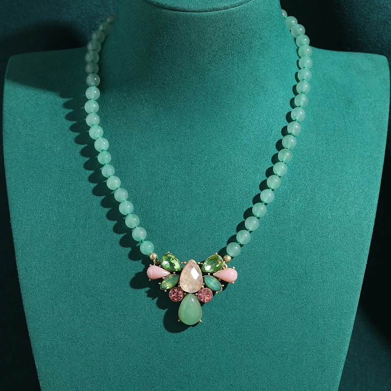 Vintage Jade Beaded Necklace Pendant Colorful Rhinestone Choker New Trending 2026 For Women Charms Jewelry Making Birthday Gifts
Vintage Jade Beaded Necklace Pendant Colorful Rhinestone Choker New Trending 2026 For Women Charms Jewelry Making Birthday Gifts