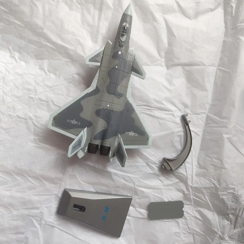 Aolly Diecast 1/100 Scale J-20 Diecast Model with Display Stand
Aolly Diecast 1/100 Scale J-20 Diecast Model with Display Stand