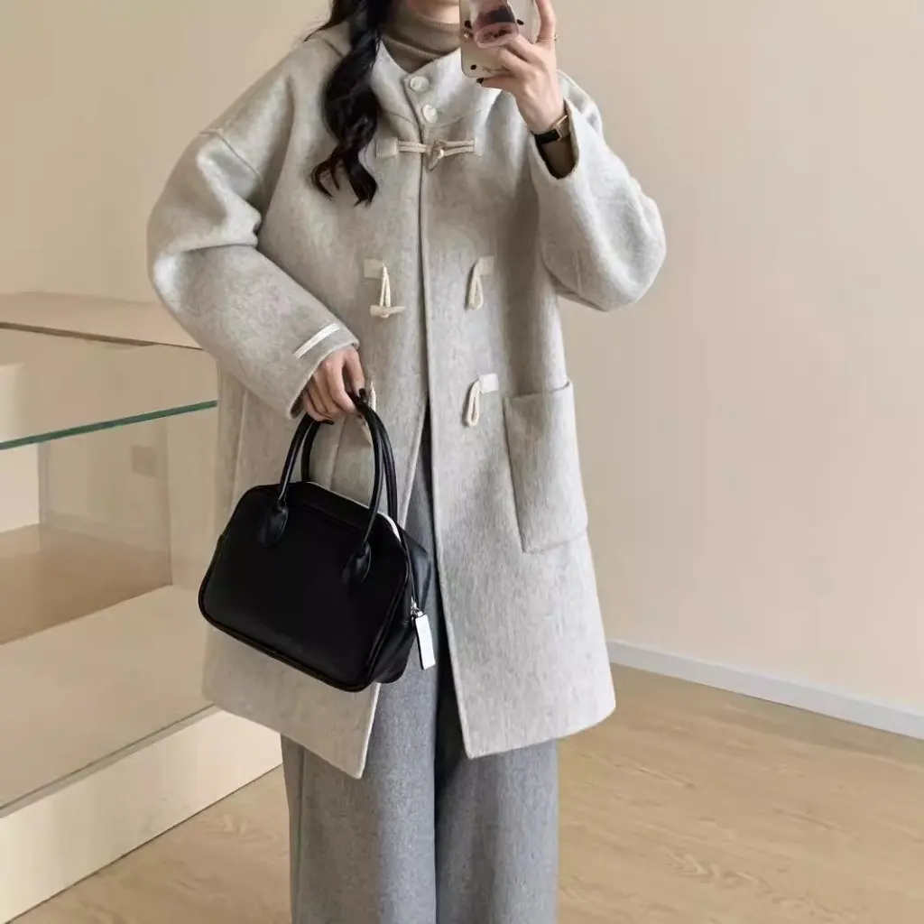 Age-Reducing Hooded College Style Duffle Coat Women's Small Double Woolen Outerwear Button-Up Plush Jacket
Age-Reducing Hooded College Style Duffle Coat Women's Small Double Woolen Outerwear Button-Up Plush Jacket
