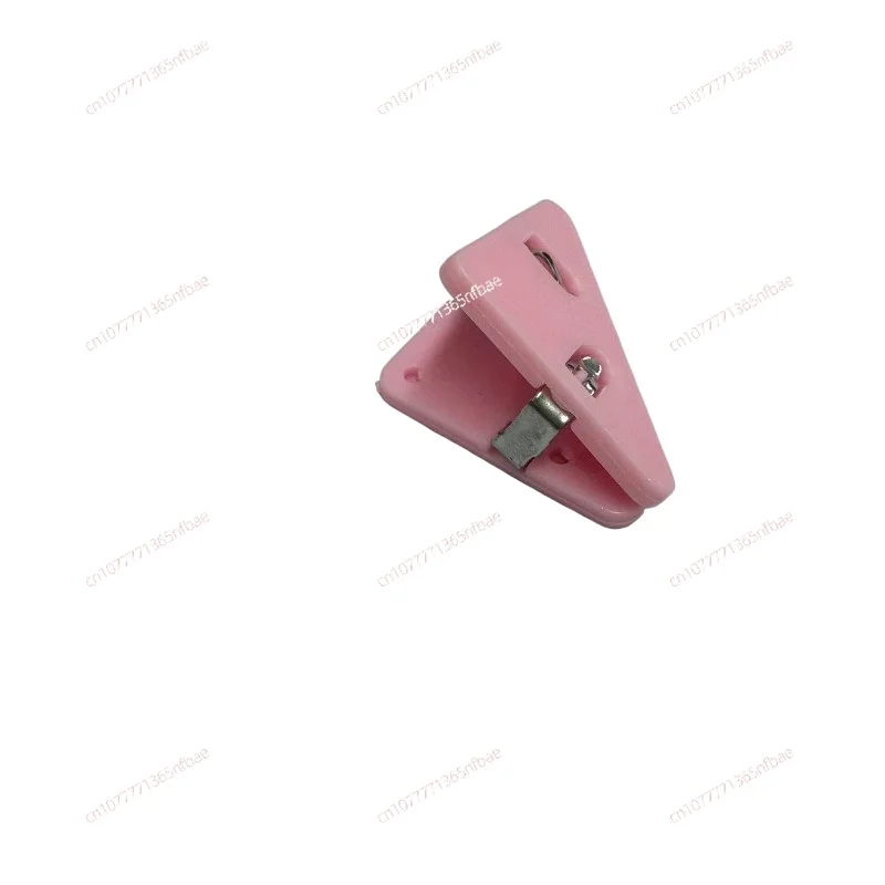 Triangle Clip Office Stationery Book Clip Storage Folder Folder
Triangle Clip Office Stationery Book Clip Storage Folder Folder