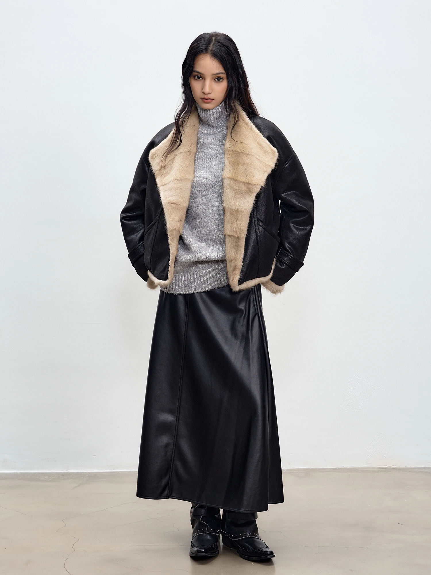 Man Mona New ort Sle een Root Fur Suede Jaet Women's Collar Coat Warmth Pure Color Korean Version Outerwear
Man Mona New ort Sle een Root Fur Suede Jaet Women's Collar Coat Warmth Pure Color Korean Version Outerwear