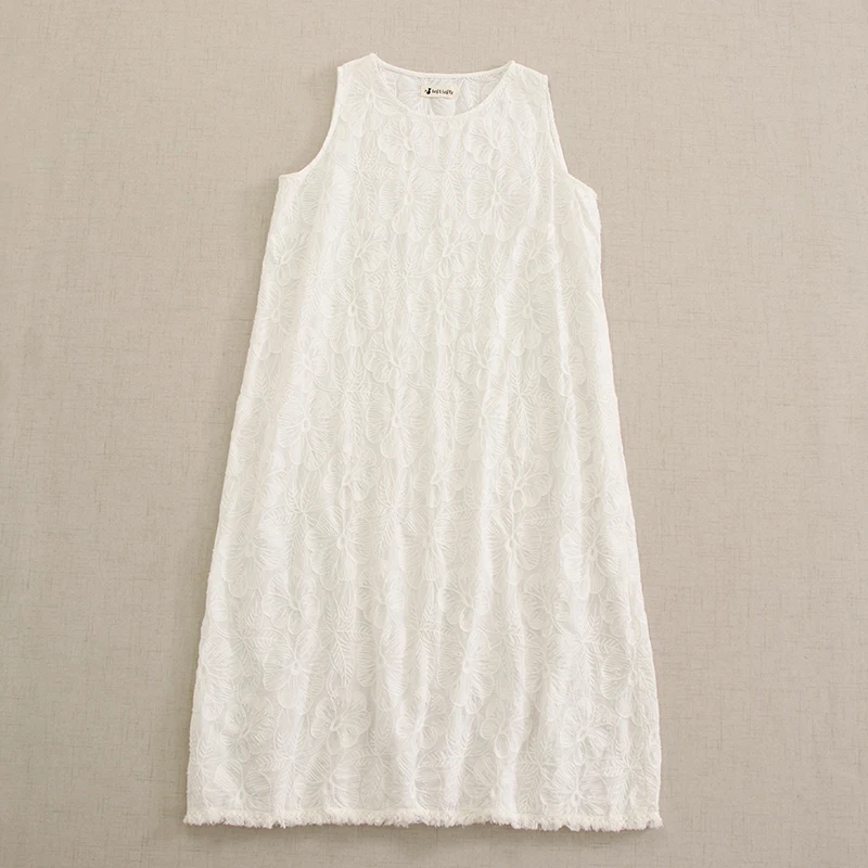 Japanese Sweet French Style Flower Embroidery Cotton Tank Dress Women O-Neck Sleeveless Casual Loose Thin Vest Dresses White
Japanese Sweet French Style Flower Embroidery Cotton Tank Dress Women O-Neck Sleeveless Casual Loose Thin Vest Dresses White